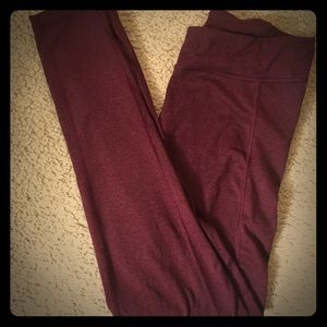 Maroon leggings